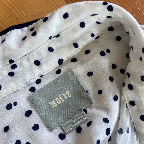 Maeve 4‎ - Picture 4 of 5